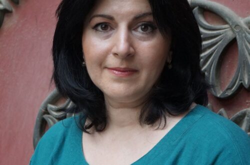 Լույս տատս ու մանկատակերով իմ ցեբոները