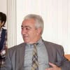 Մութ մանուշակագույն ագռավը